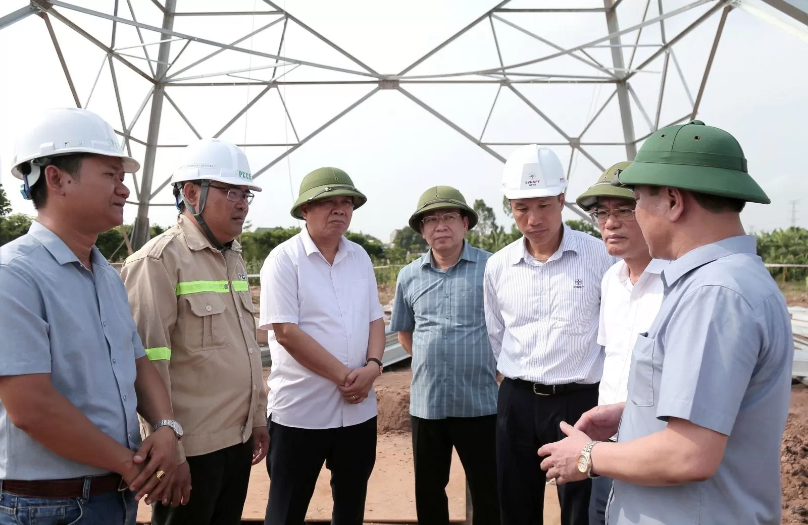 Kiểm tra tiến độ thực hiện dự án đường dây 500kV mạch 3