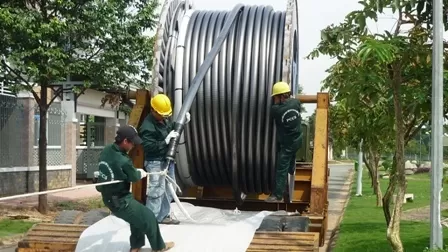 Thực hiện thi công ngầm hoá đường dây 110kV